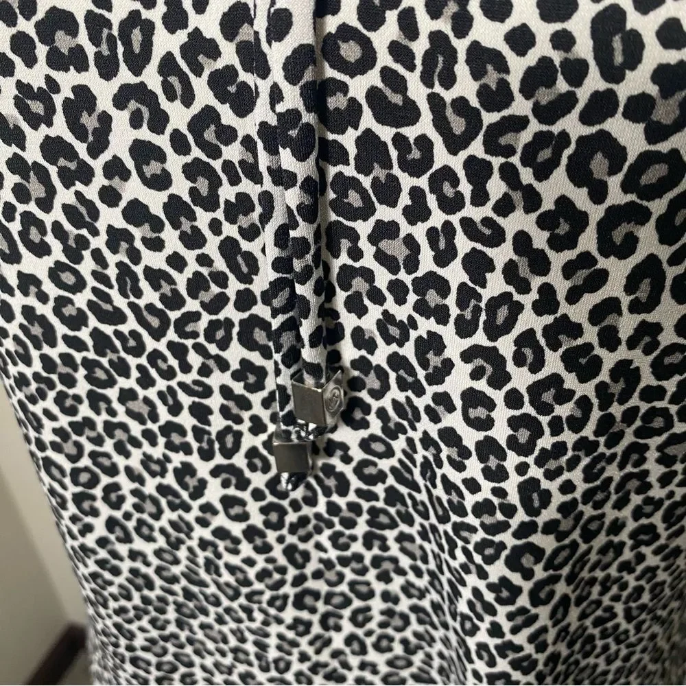 Michael Kors Ruffle Neck Sleeveless Animal Print Blouse Women's Size Small